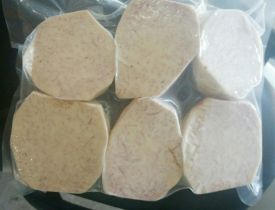 Khoai môn gọt vỏ